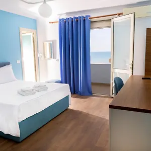 2* Hotel Max